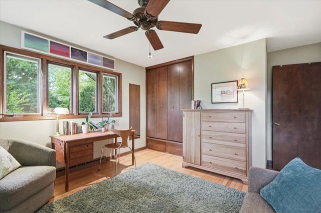 3990 Plymouth Circle, Madison, WI 53705