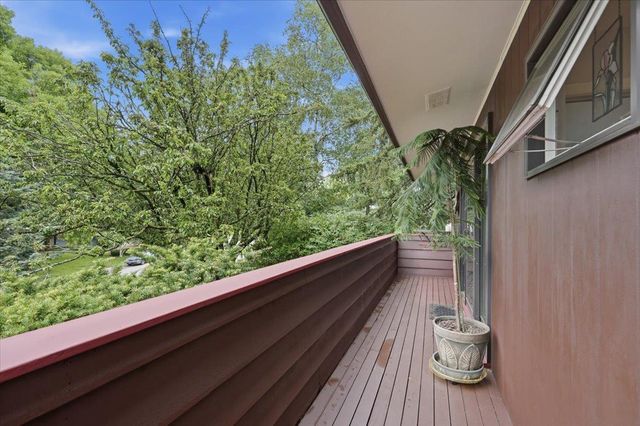 3990 Plymouth Circle, Madison, WI 53705