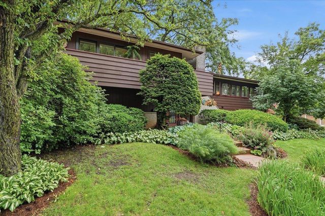 3990 Plymouth Circle, Madison, WI 53705