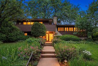 3990 Plymouth Circle, Madison, WI 53705