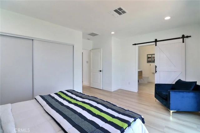 2015 W 42nd Place, Los Angeles, CA 90062