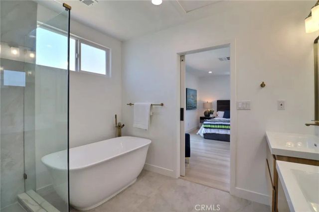 2015 W 42nd Place, Los Angeles, CA 90062
