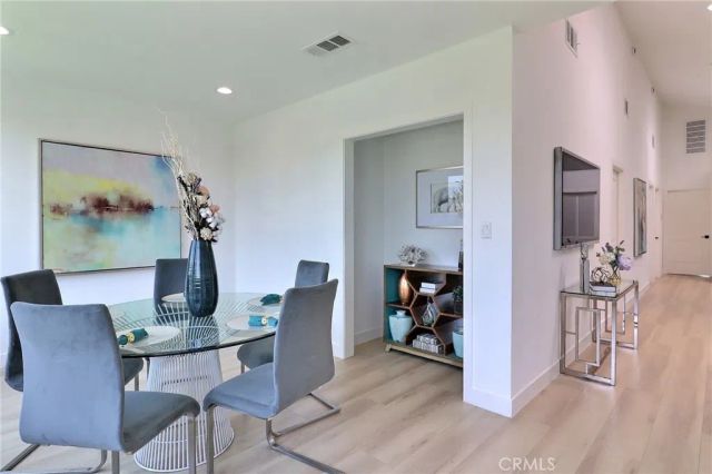 2015 W 42nd Place, Los Angeles, CA 90062