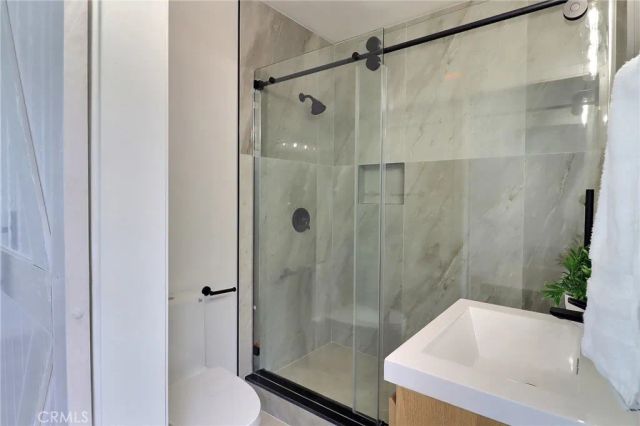 2015 W 42nd Place, Los Angeles, CA 90062