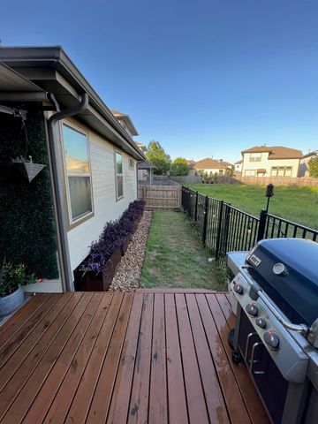 9605 Tanager LN, Austin, TX 78748