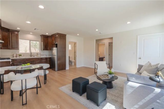 13463 Brownell, San Fernando, CA 91340