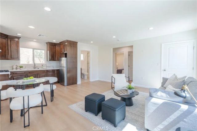 13463 Brownell, San Fernando, CA 91340