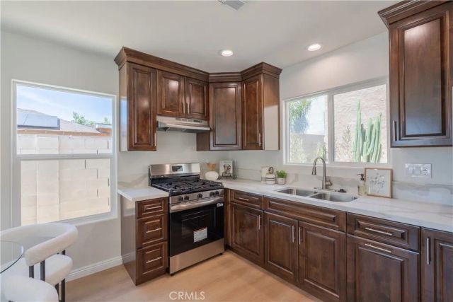 13463 Brownell, San Fernando, CA 91340