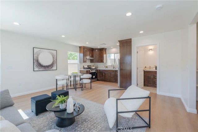 13463 Brownell, San Fernando, CA 91340