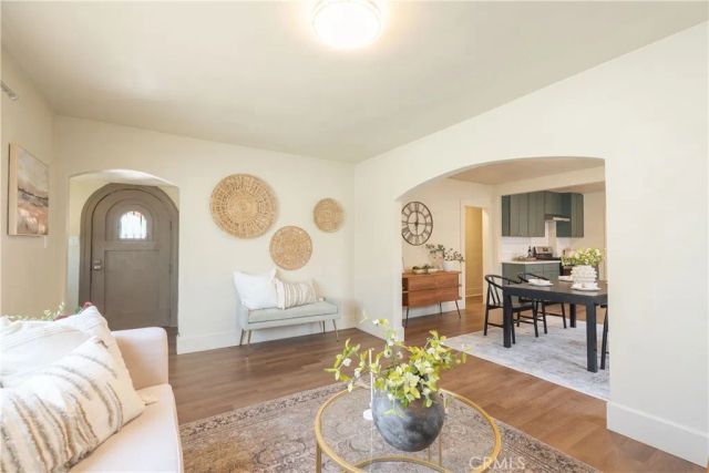 13463 Brownell, San Fernando, CA 91340