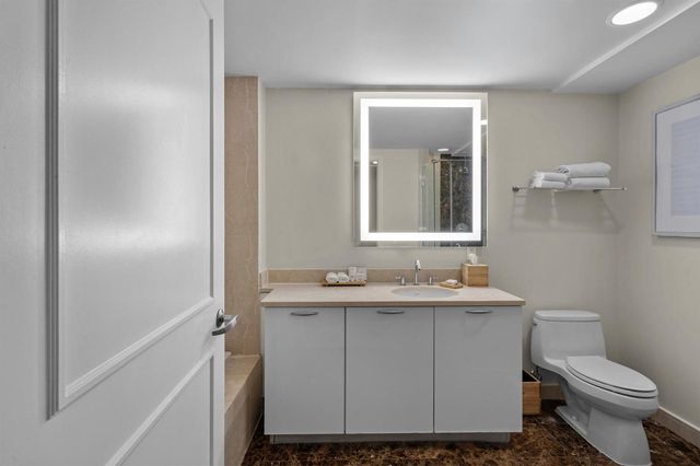 505 N Fort Lauderdale Beach 1809, Fort Lauderdale, FL 33304
