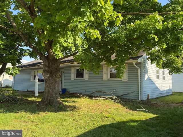 713 DONALD DR, Newark, DE 19713