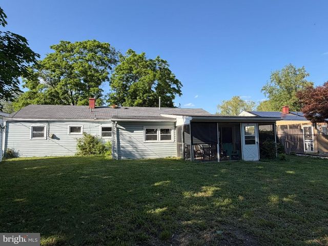 713 DONALD DR, Newark, DE 19713