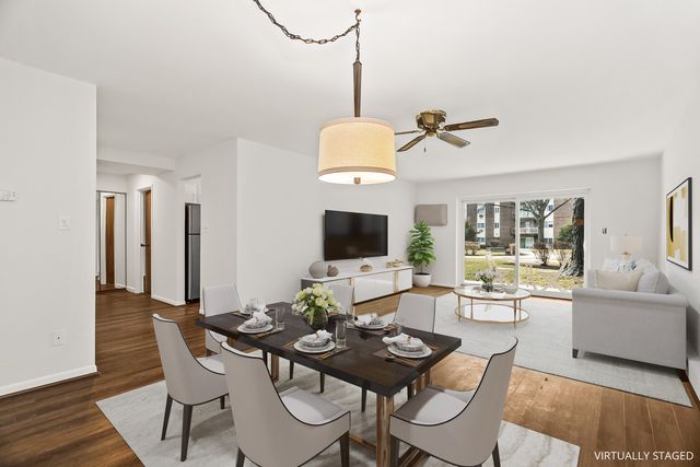 1331 S Finley Road 104, Lombard, IL 60148