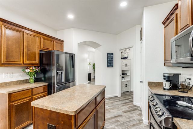1800 Rodeo Drive, Anna, TX 75409