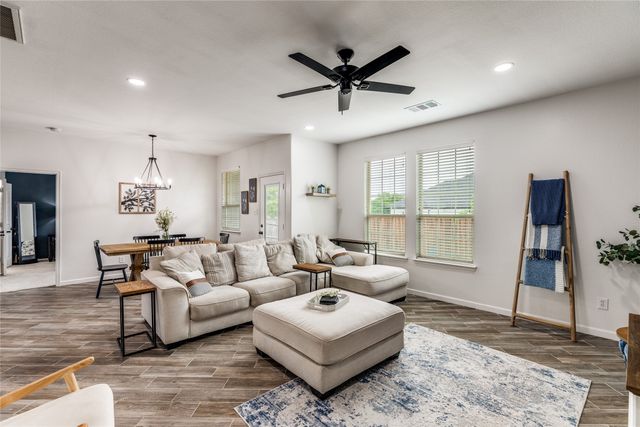 1800 Rodeo Drive, Anna, TX 75409