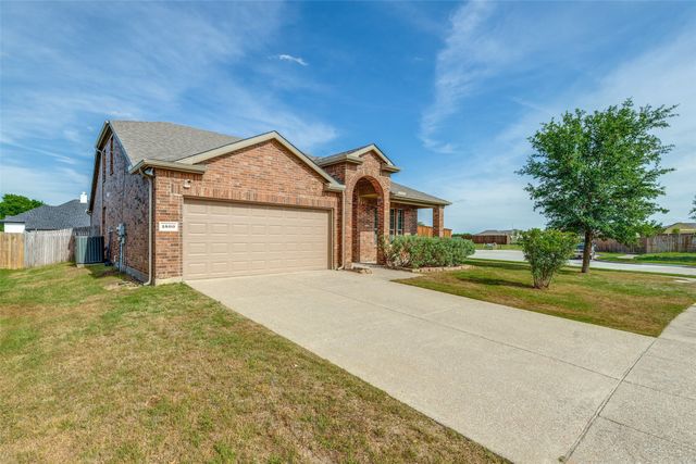 1800 Rodeo Drive, Anna, TX 75409