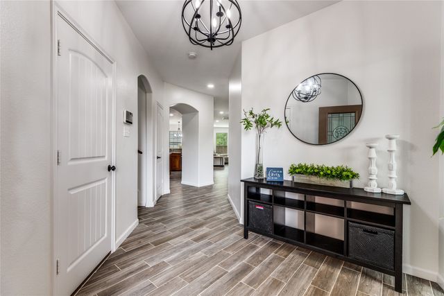 1800 Rodeo Drive, Anna, TX 75409