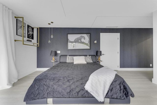 2724 N Ocean Boulevard, Fort Lauderdale, FL 33308