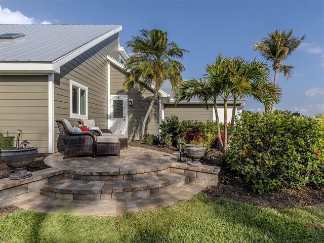 614 RAVENNA STREET, Venice, FL 34285