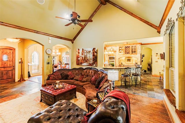 1417 Briar Crossing Drive, Decatur, TX 76234