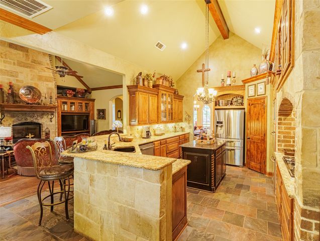 1417 Briar Crossing Drive, Decatur, TX 76234