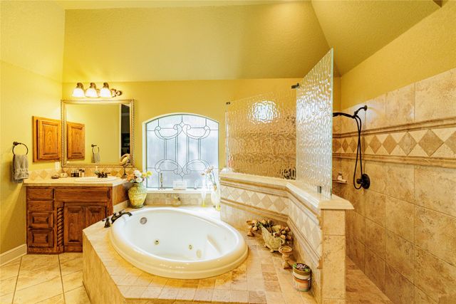 1417 Briar Crossing Drive, Decatur, TX 76234