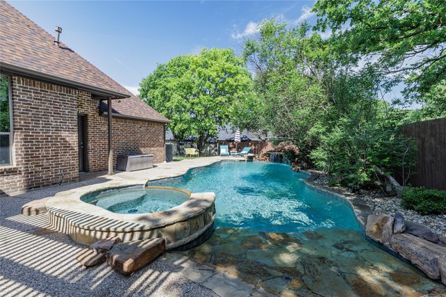 1417 Briar Crossing Drive, Decatur, TX 76234