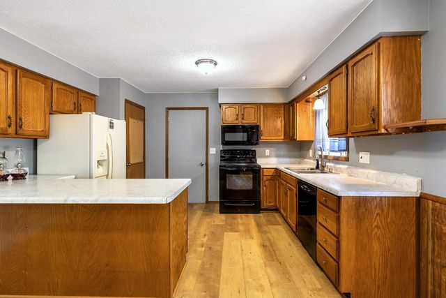 483 Tilson STREET E, West Salem, WI 54669
