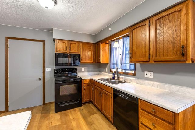 483 Tilson STREET E, West Salem, WI 54669