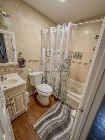 177 Dove Cir, Royal Palm Beach, FL 33411