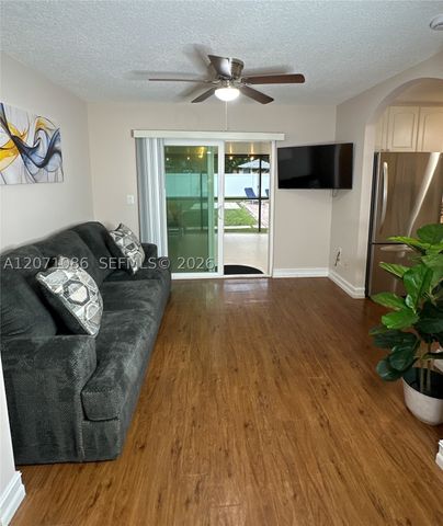 177 Dove Cir, Royal Palm Beach, FL 33411