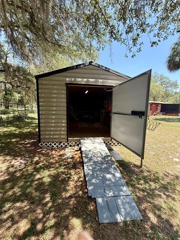 310 DEBRA STREET, Inglis, FL 34449