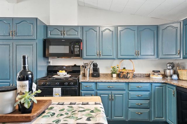 6500 Jenny Lind Rd, Valley Springs, CA 95252