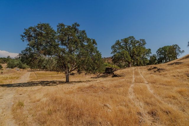 6500 Jenny Lind Rd, Valley Springs, CA 95252