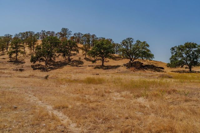 6500 Jenny Lind Rd, Valley Springs, CA 95252