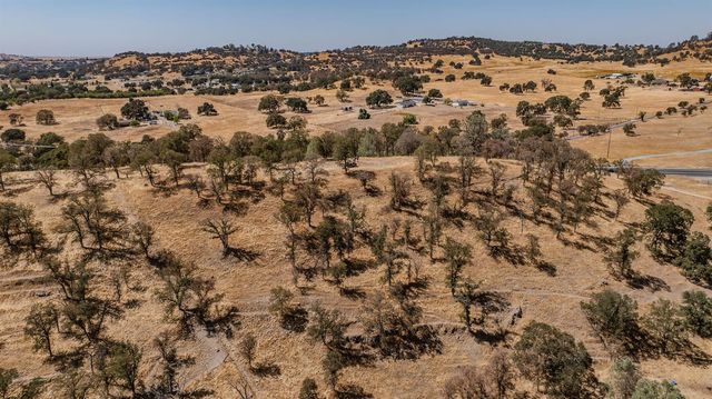 6500 Jenny Lind Rd, Valley Springs, CA 95252