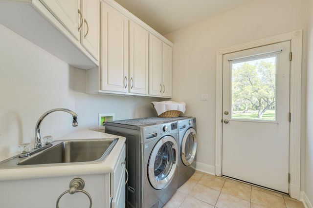 4424 Lago Viento, Austin, TX 78734