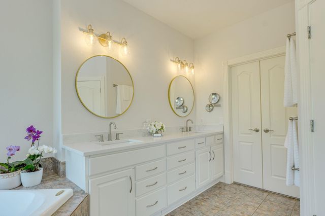 4424 Lago Viento, Austin, TX 78734