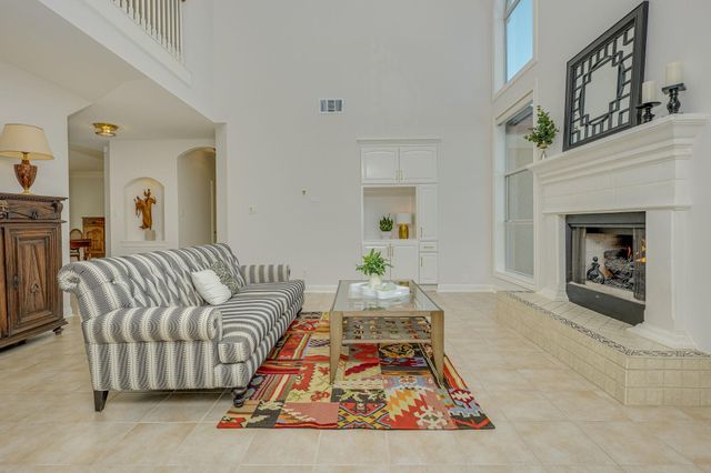 4424 Lago Viento, Austin, TX 78734