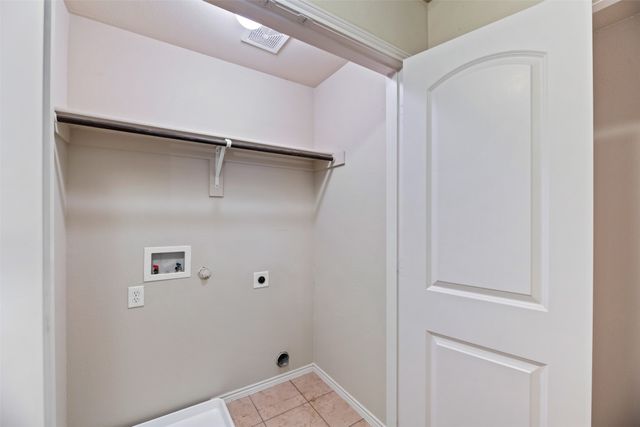 339 Orbit Drive, Lavon, TX 75166