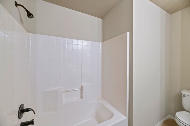 339 Orbit Drive, Lavon, TX 75166