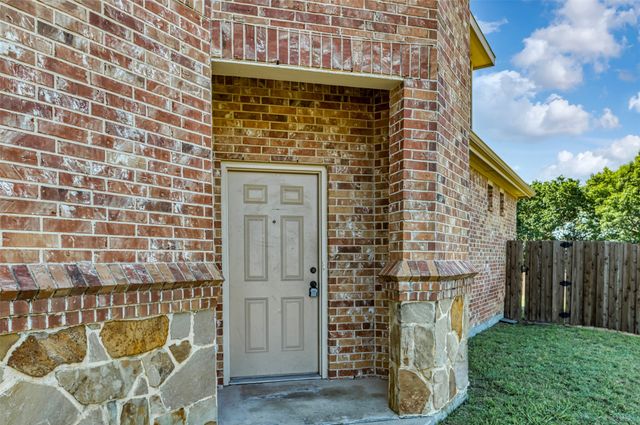 339 Orbit Drive, Lavon, TX 75166