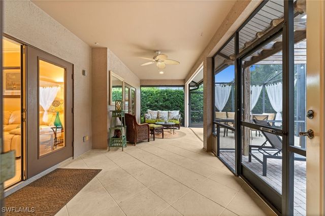 2440 River Reach DR, Naples, FL 34104