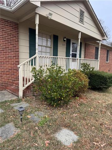 717 Belmont Drive, High Point, NC 27263