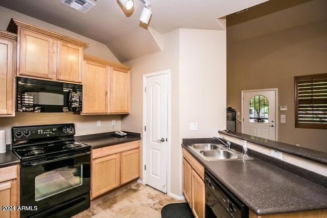 4374 E Sack Drive, Phoenix, AZ 85050