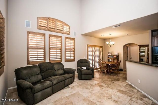 4374 E Sack Drive, Phoenix, AZ 85050
