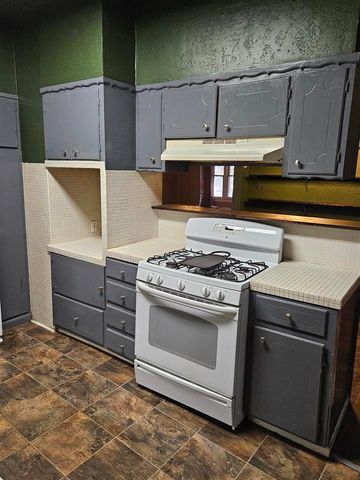 400 N 10th St, Frederick, OK 73542