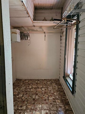 400 N 10th St, Frederick, OK 73542