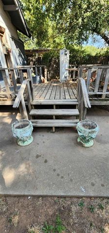 400 N 10th St, Frederick, OK 73542